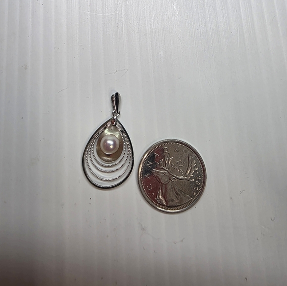 modernist retro Japanese saltwater cultured akoya vintage pearl pendant teardrop - Picture 5 of 7